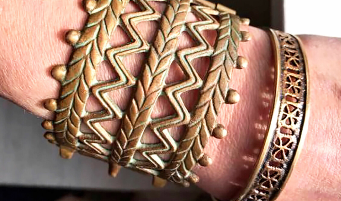 Hur rengör man smycken i brons?